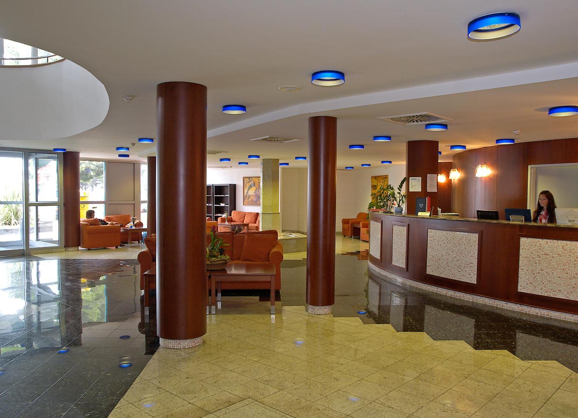 Hotel Aquapark Zusterna Capodistria Esterno foto