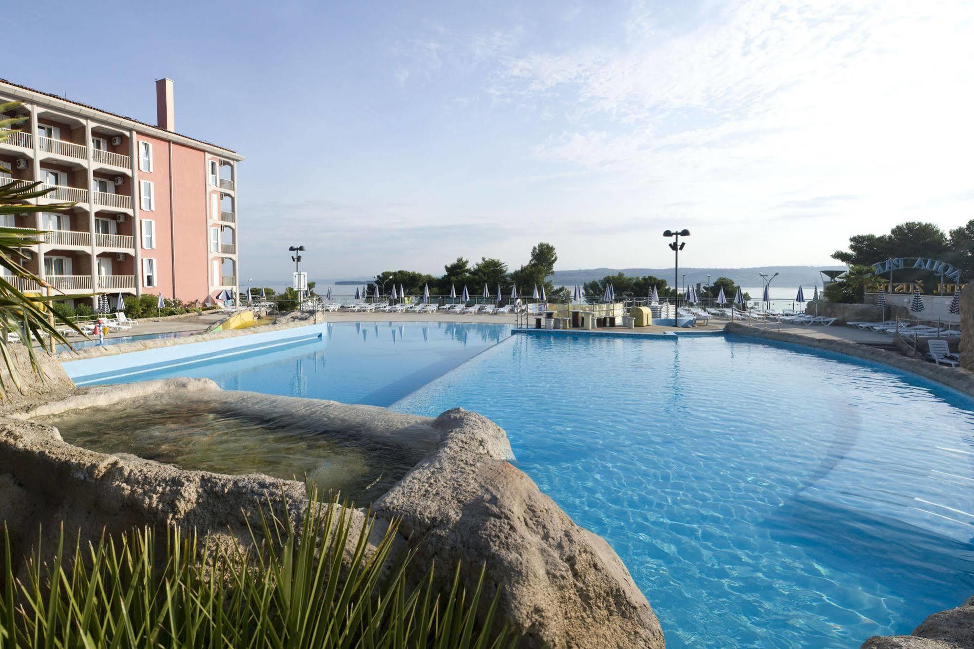 Hotel Aquapark Zusterna Capodistria Esterno foto