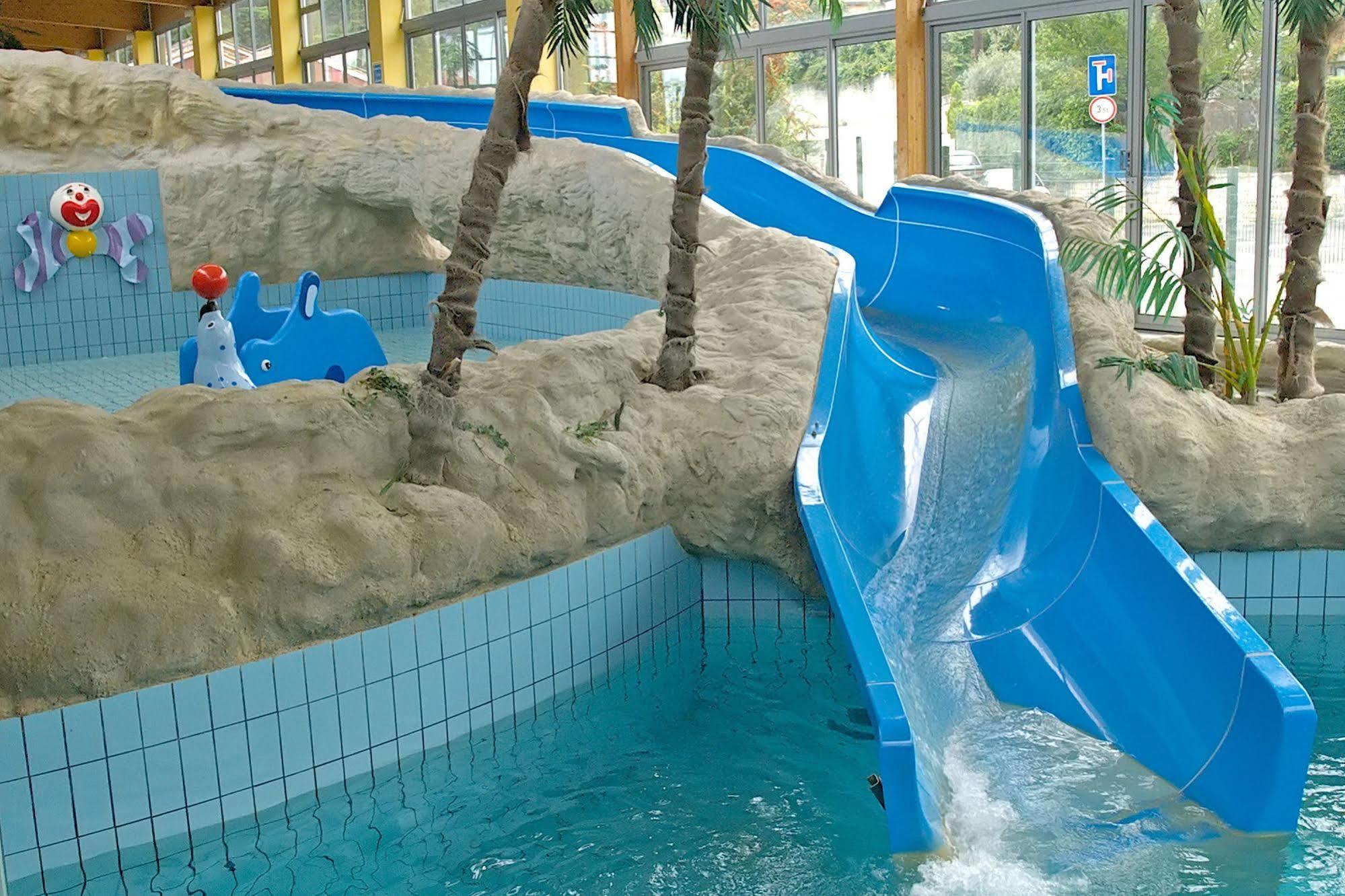 Hotel Aquapark Zusterna Capodistria Esterno foto